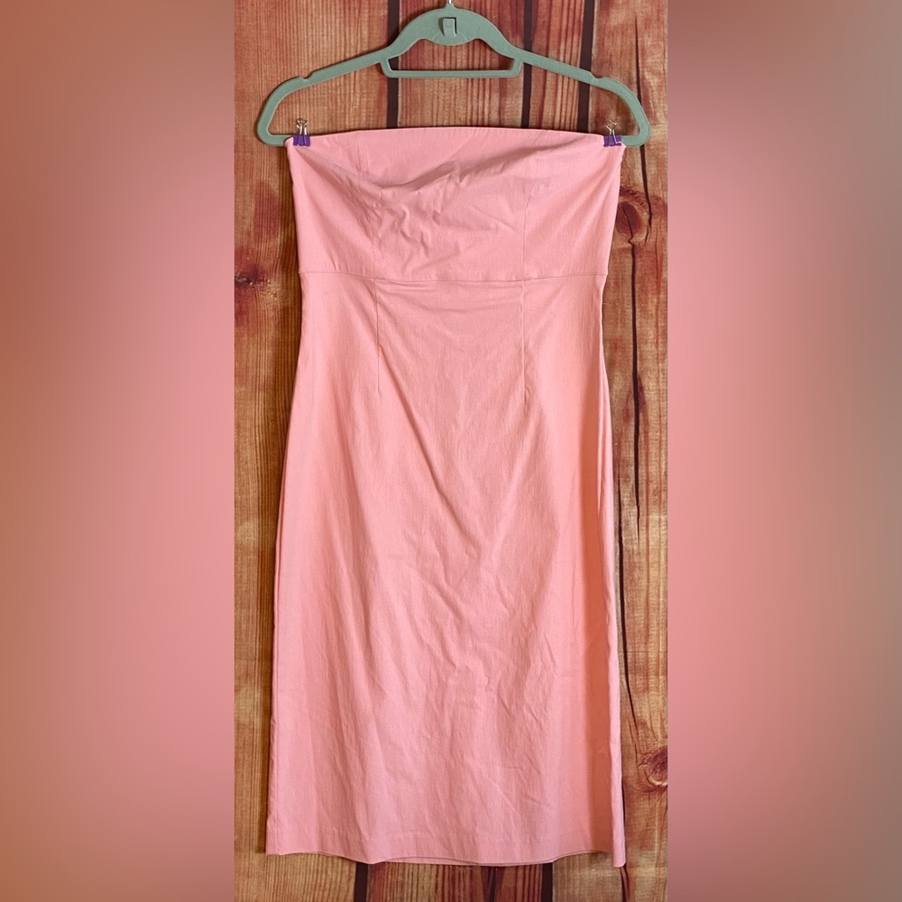 Sz 9/10 💕Express💕 Women’s Stretchy Strapless Pink Dress - NWT!